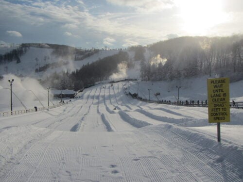 Snow Tubing in PA – A Must Try at Seven Springs