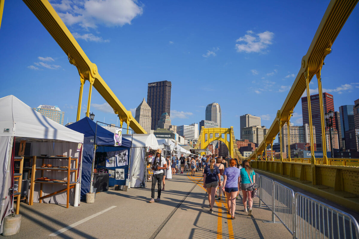 Art Vendors on Carson Bridge