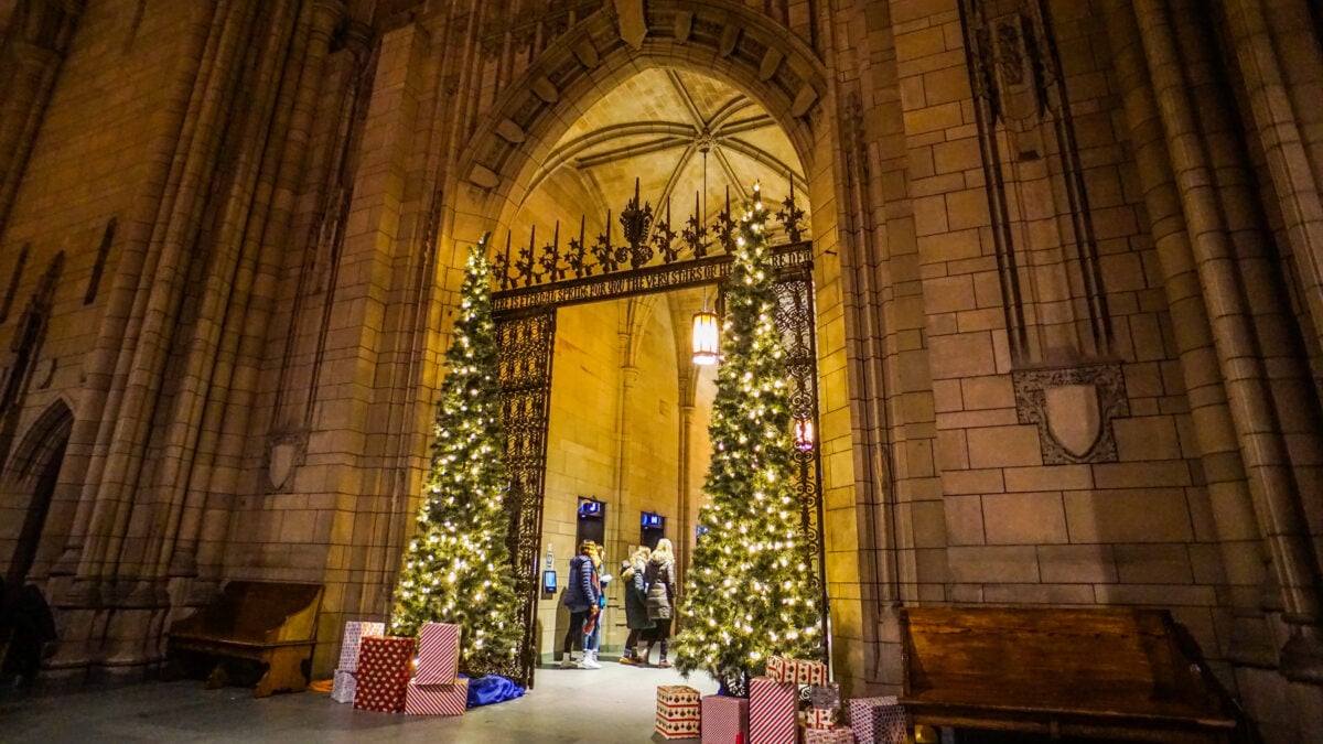Christmas at the Cathedral of Learning Christmas at the Cathedral of Learning
