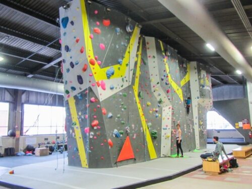 Ascend Pittsburgh – Rock Climbing and Bouldering in South Side