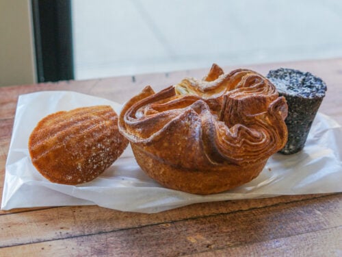 27 Bakeries in Pittsburgh You Must Try to Satisfy a Craving