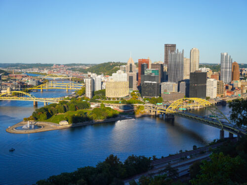 A 5-Mile Walking Tour of Pittsburgh to See 18 Highlights