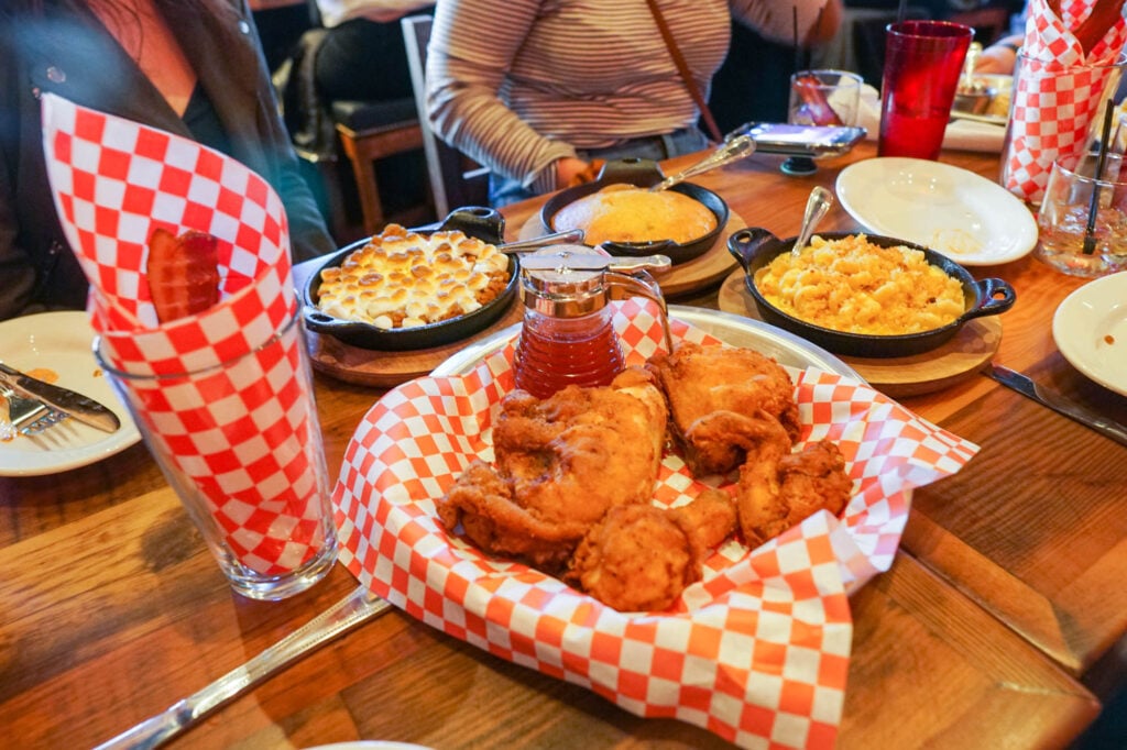 The Eagle Pittsburgh Review Fried Chicken and a Relaxing Vibe