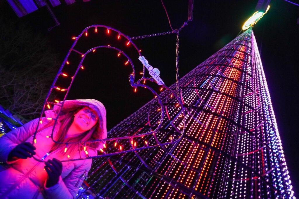 11 of the Best Places for Christmas Lights in Pittsburgh