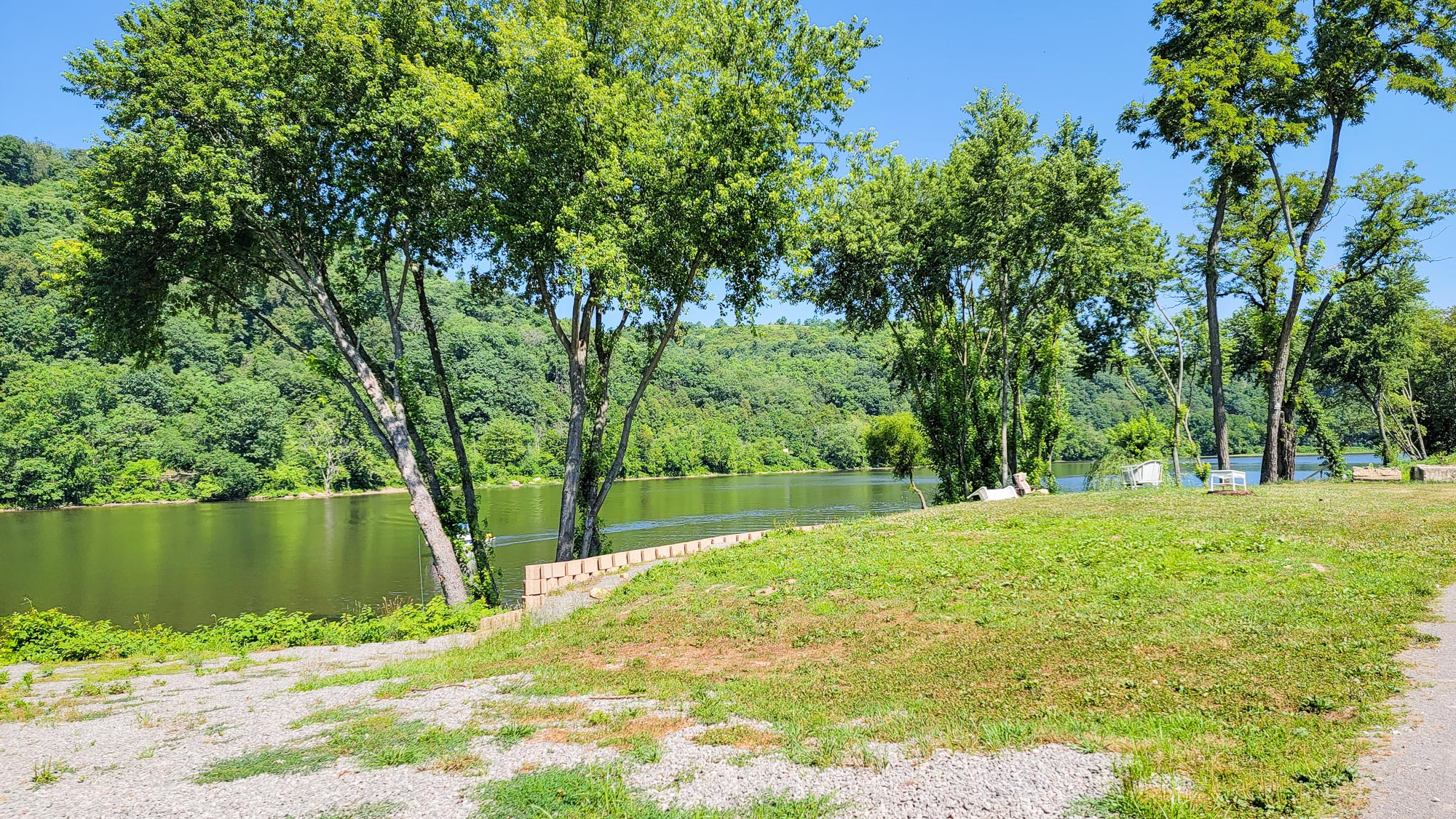 The Armstrong Trail Offers 35 Miles on the Allegheny River