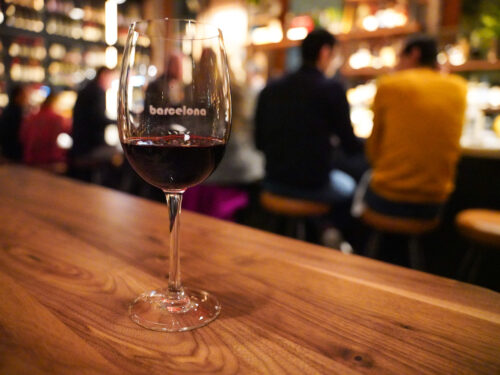 Barcelona Wine Bar Review – Spanish Tapas and Wine Downtown