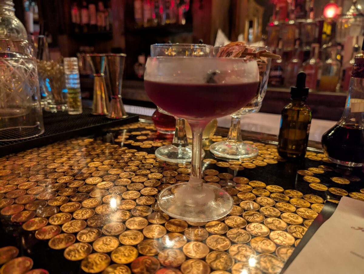 Cocktails at the Storyville Lounge