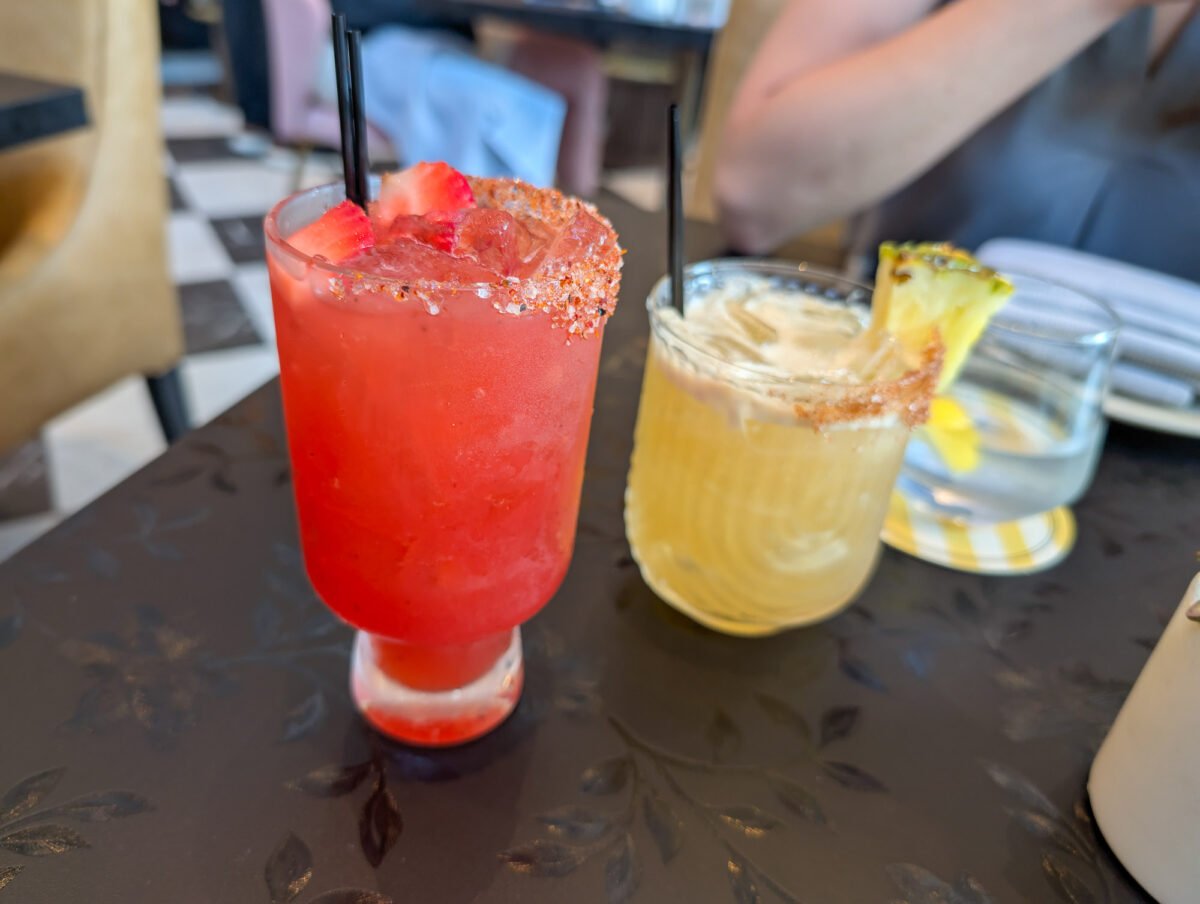 Cocktails at Palm Palm Cocktails at Palm Palm