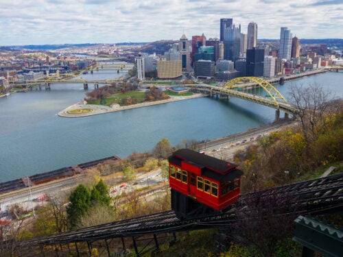 A Guide to Discover the Burgh’s Favorite Pittsburgh Spots